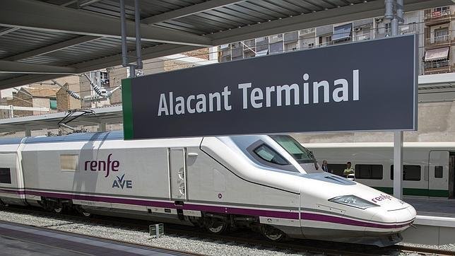 renfe tren alicante estación de alicante terminal 2