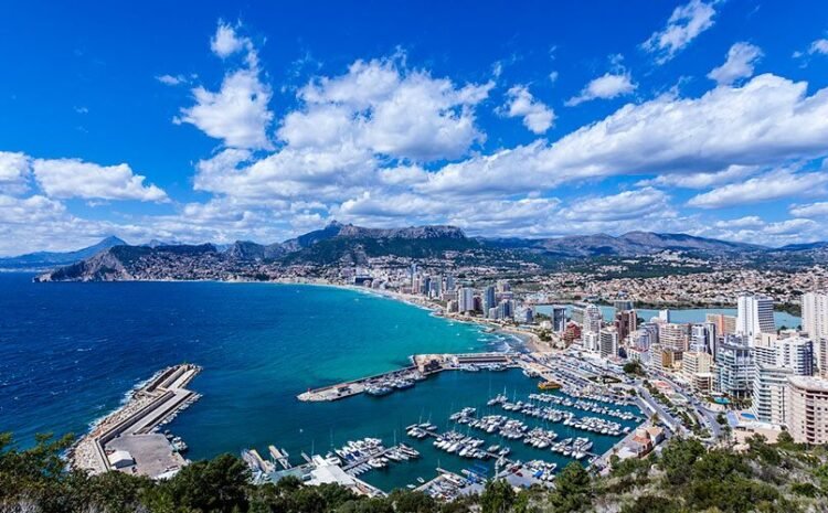 alicante playa albufereta postiguet vacaciones verano mediterráneo la terreta puerto